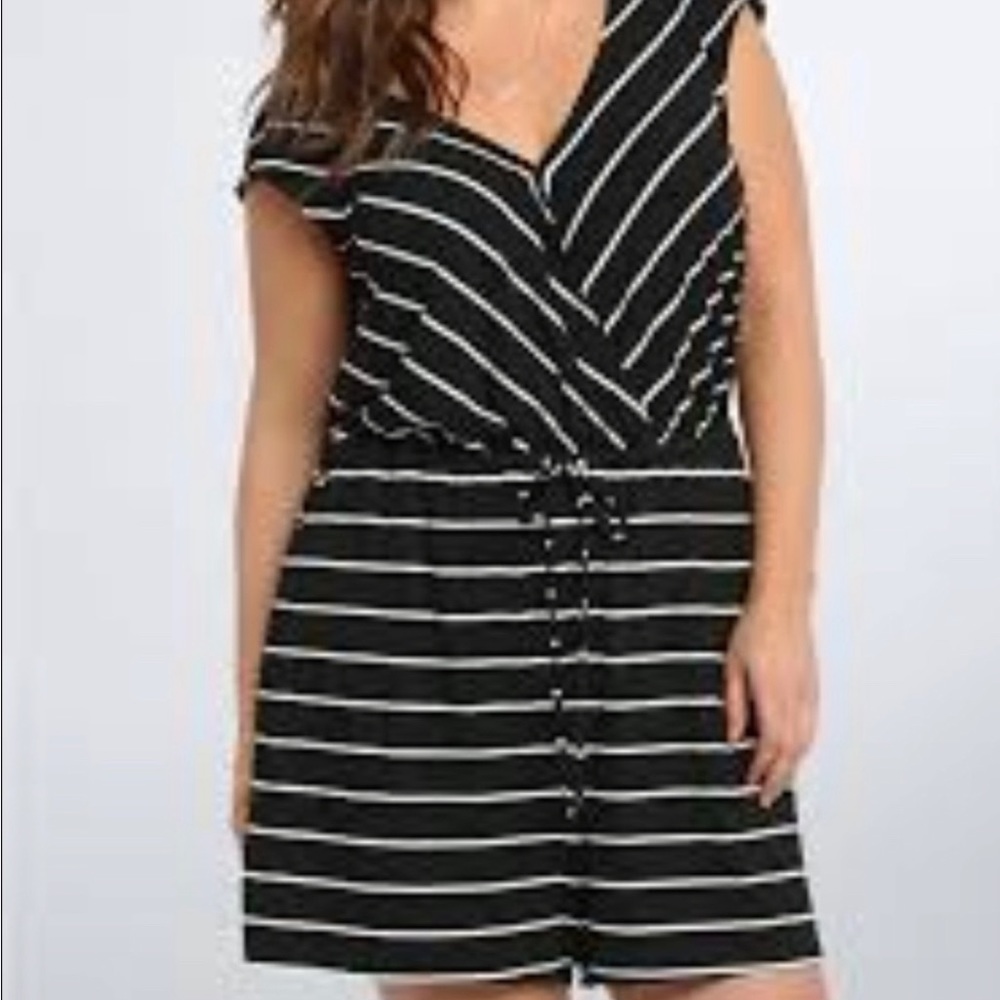 Torrid black and white striped romper size 3/3x (N)